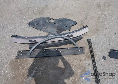 2015 Audi A8 L 3.0T из США, поврежденный, VIN WAU3GAFD3FN038341